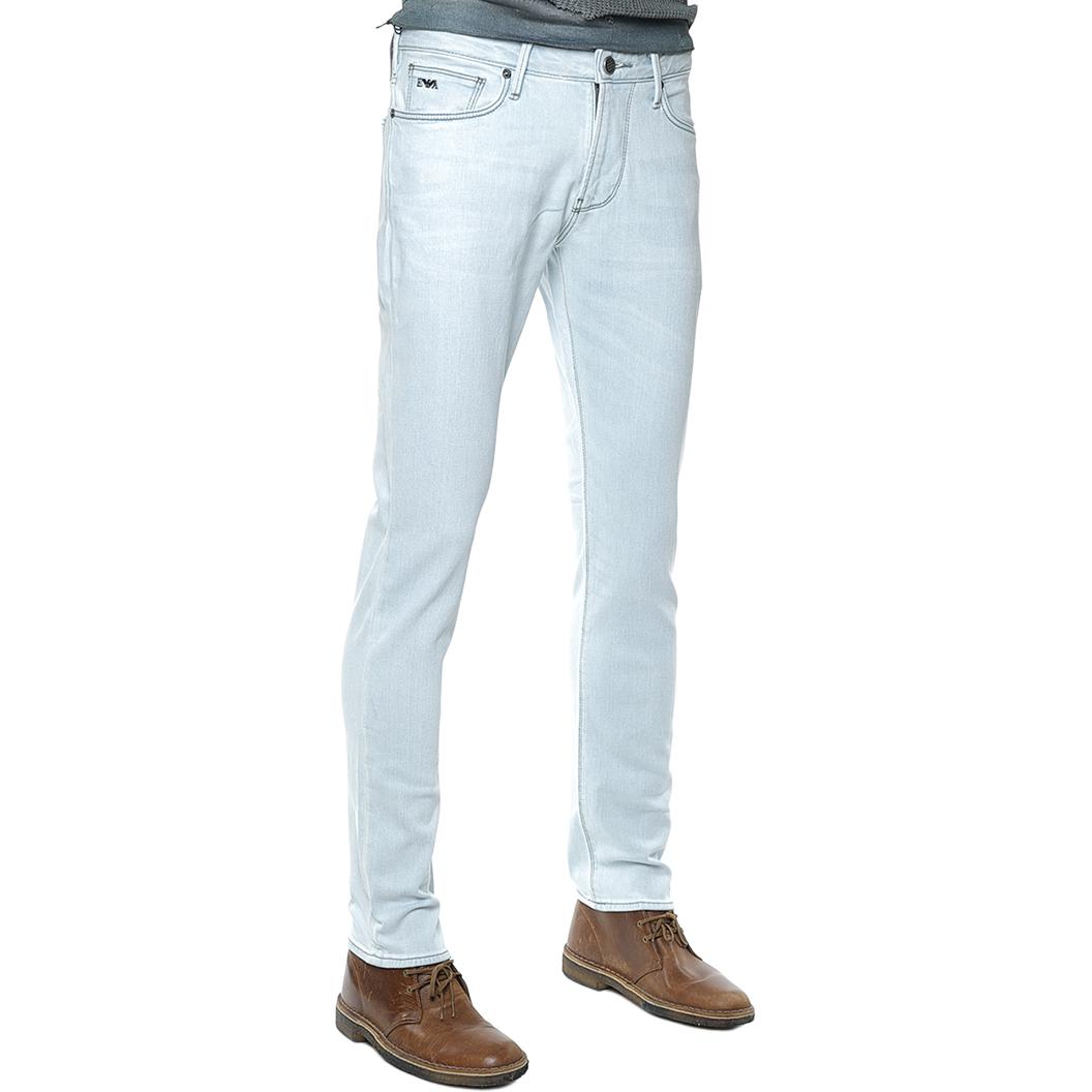 EMPORIO ARMANI EA SS25 Джинсы мужские светло-голубые — фото 4