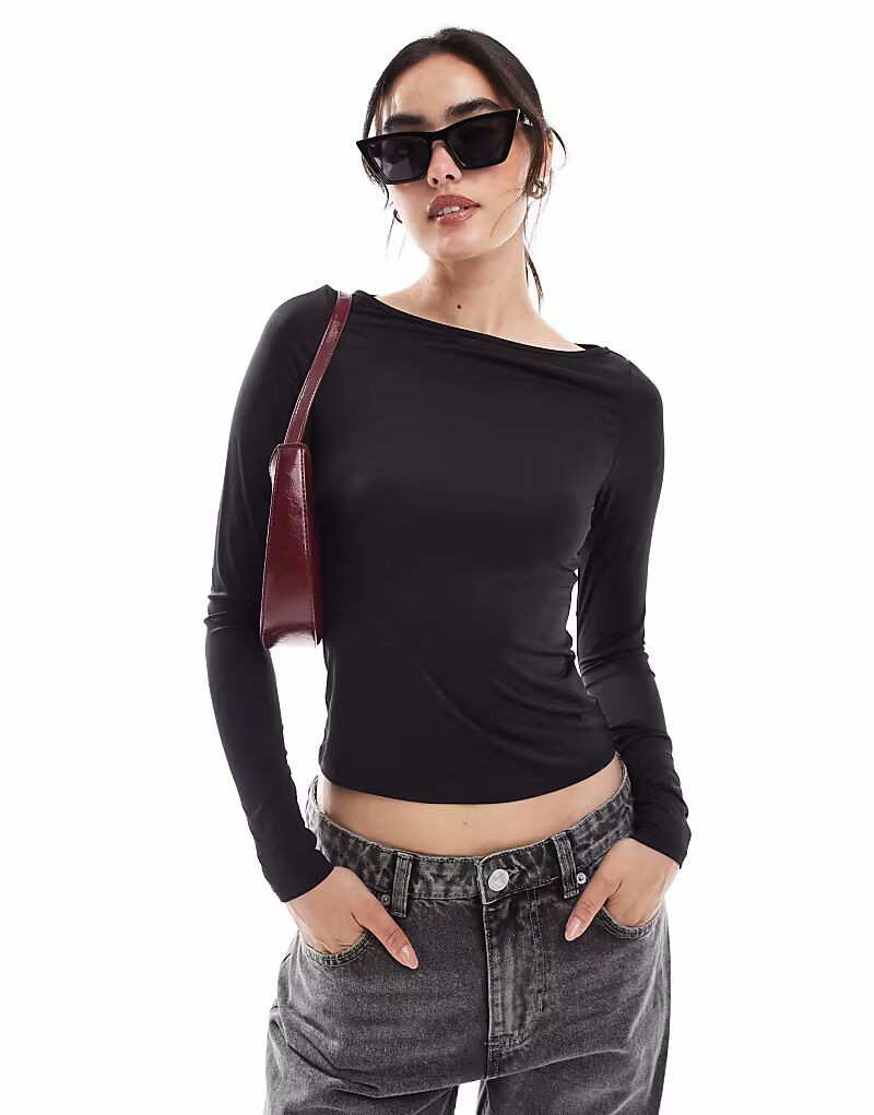 

Топ с длинными рукавами и вырезом-лодочкой черного цвета Monki