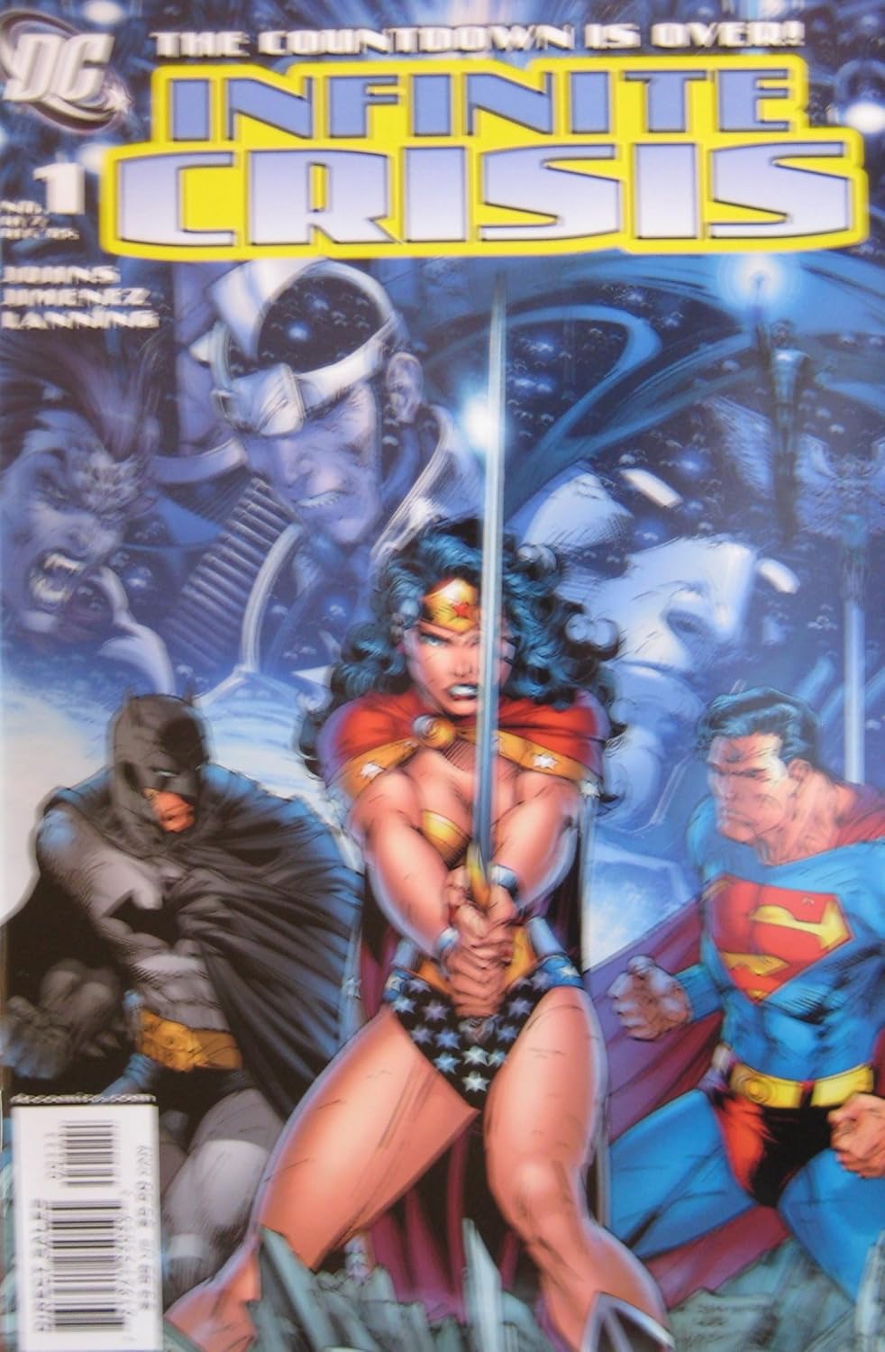 

INFINITE CRISIS #1, December 2005 (DC Comics)