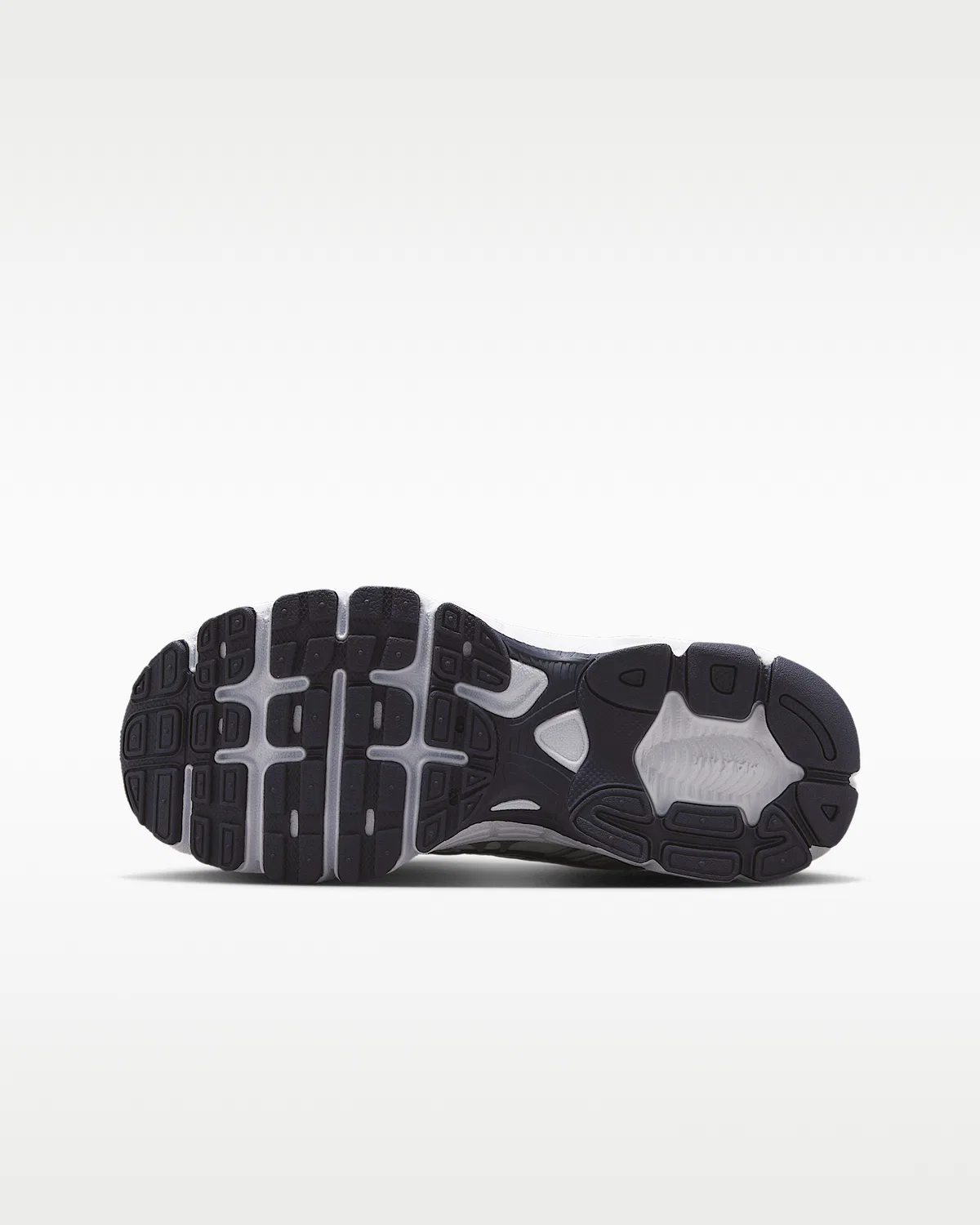 Кроссовки Nike Air Max Moto 2K для старших детей, Summit White/Purple Dynasty/Metallic Silver/Light Violet Ore — фото 2