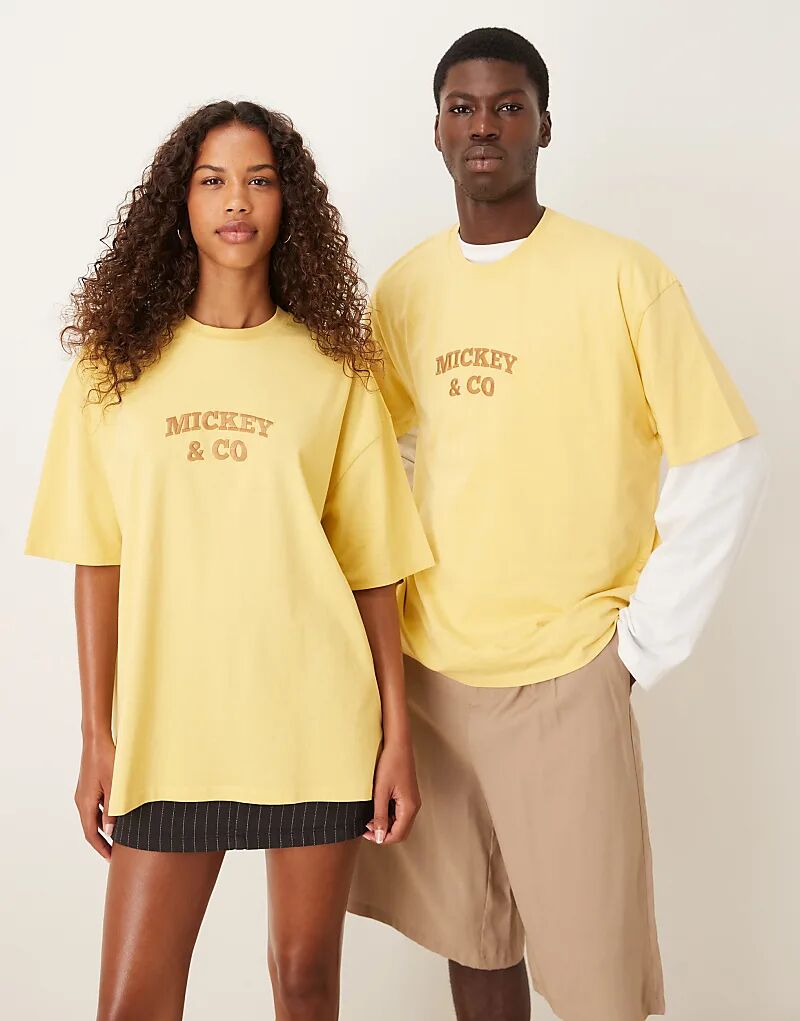 

Футболка унисекс оверсайз от ASOS DESIGN Disney с принтом в стиле вестерн с Микки Маусом и его друзьями, желтого цвета