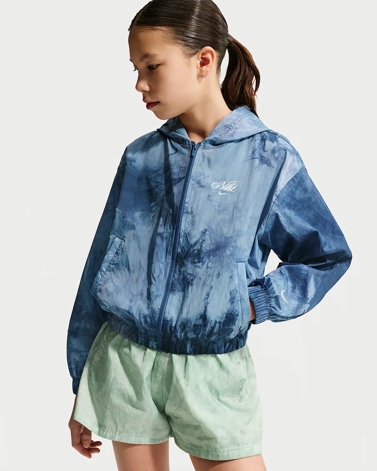 Детская ветровка Nike Sportswear Club, Mystic Navy/Soft Pearl