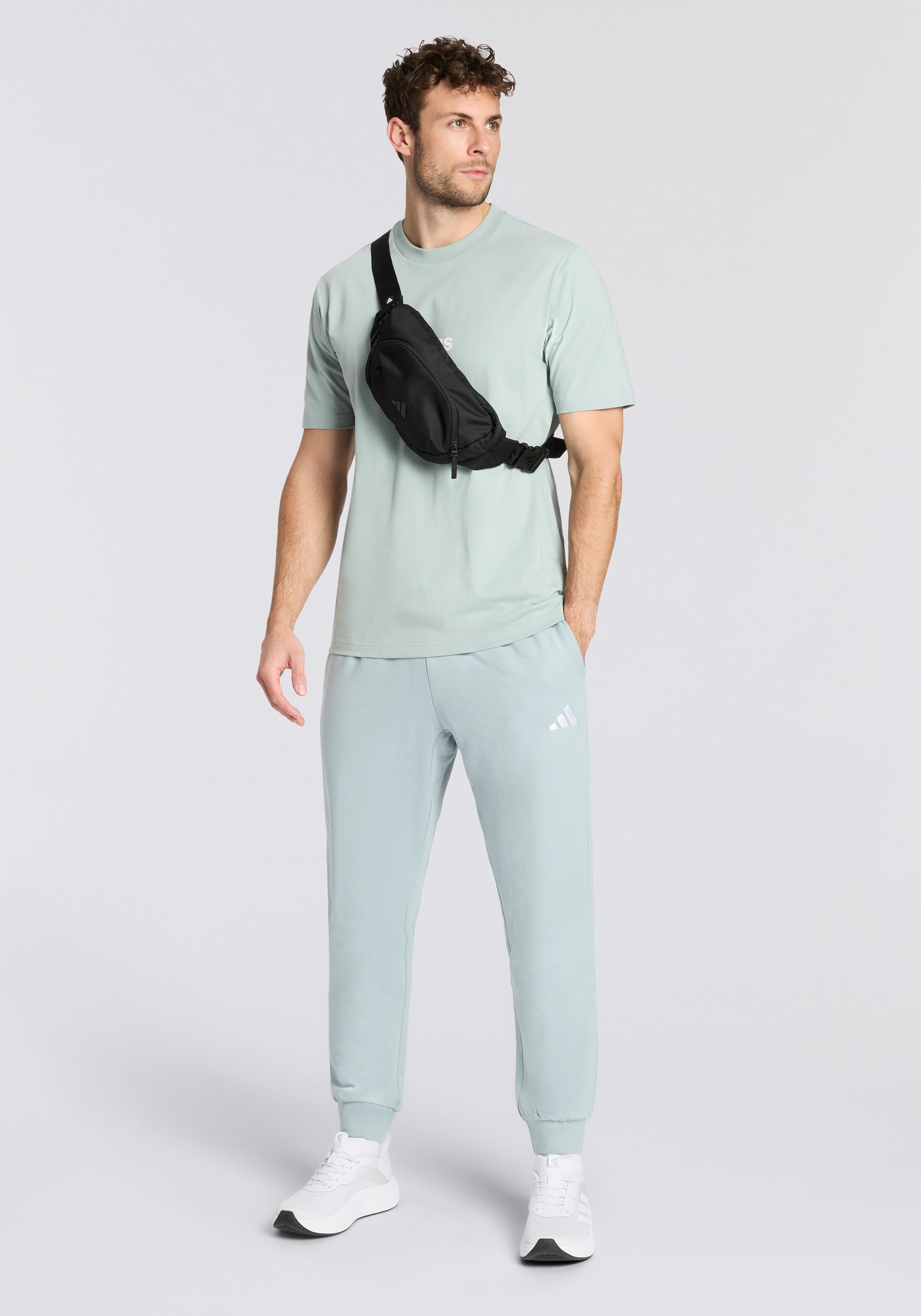 Adidas Sportswear Футболка Performance 'Essentials' в пастельно-голубом цвете — фото 4