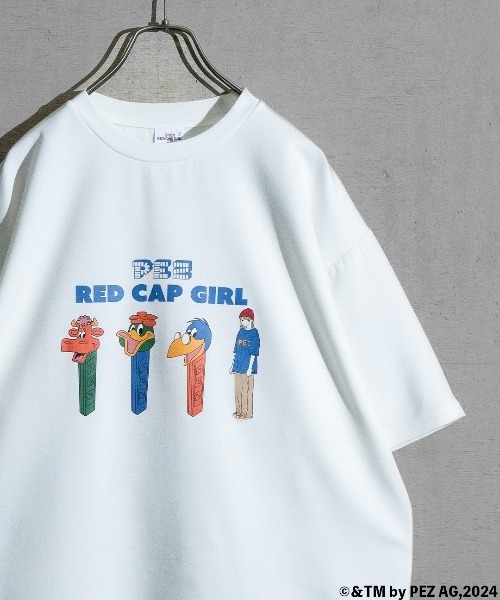 

Футболка большого размера с мягким перфорированным принтом и боковым разрезом, PEZ x Red Cap Girl, белый