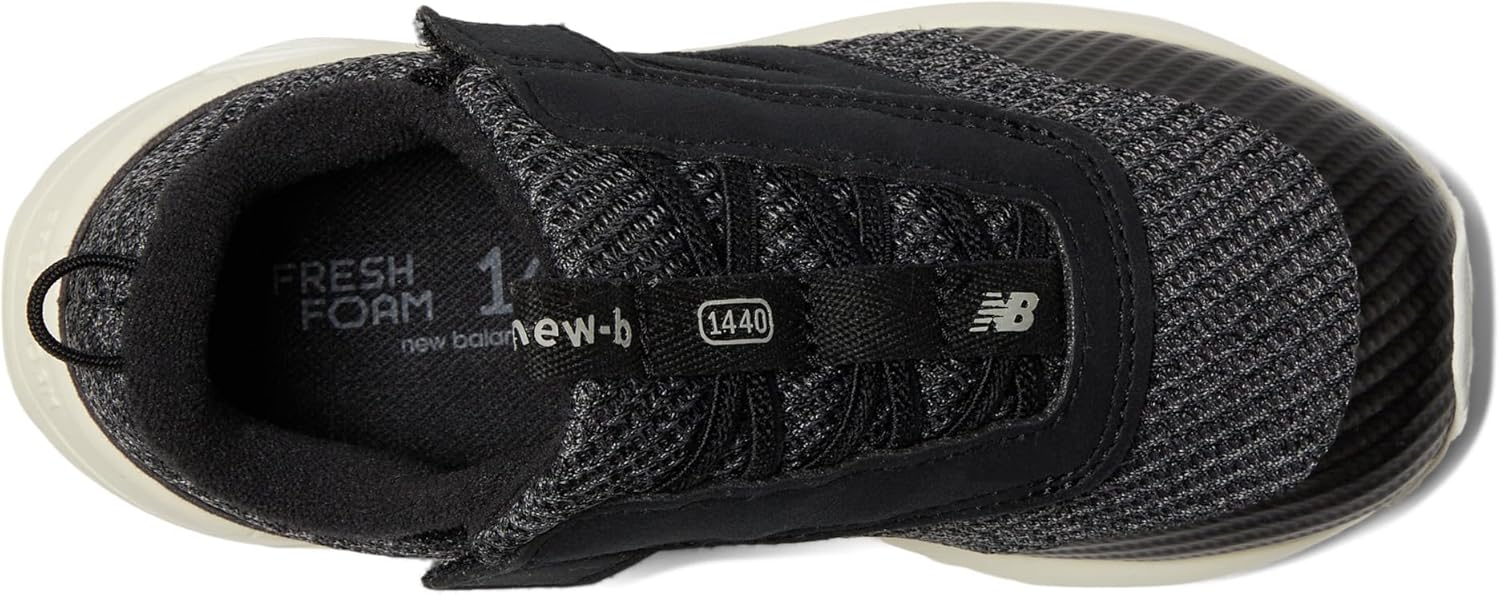 Кроссовки для маленьких мальчиков New Balance 1440 V1 на липучке, черный — фото 2
