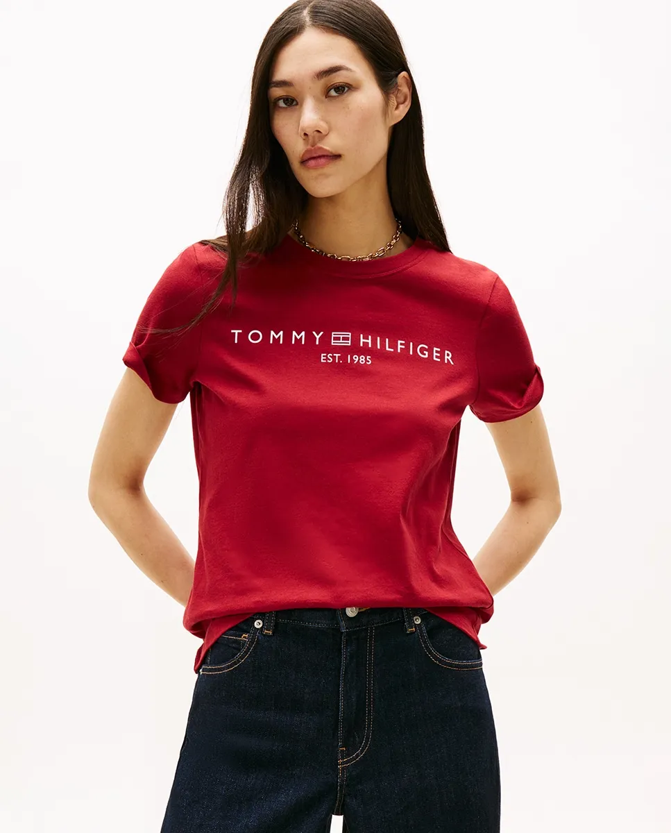 

Женская футболка с логотипом спереди и круглым вырезом Tommy Hilfiger, красный