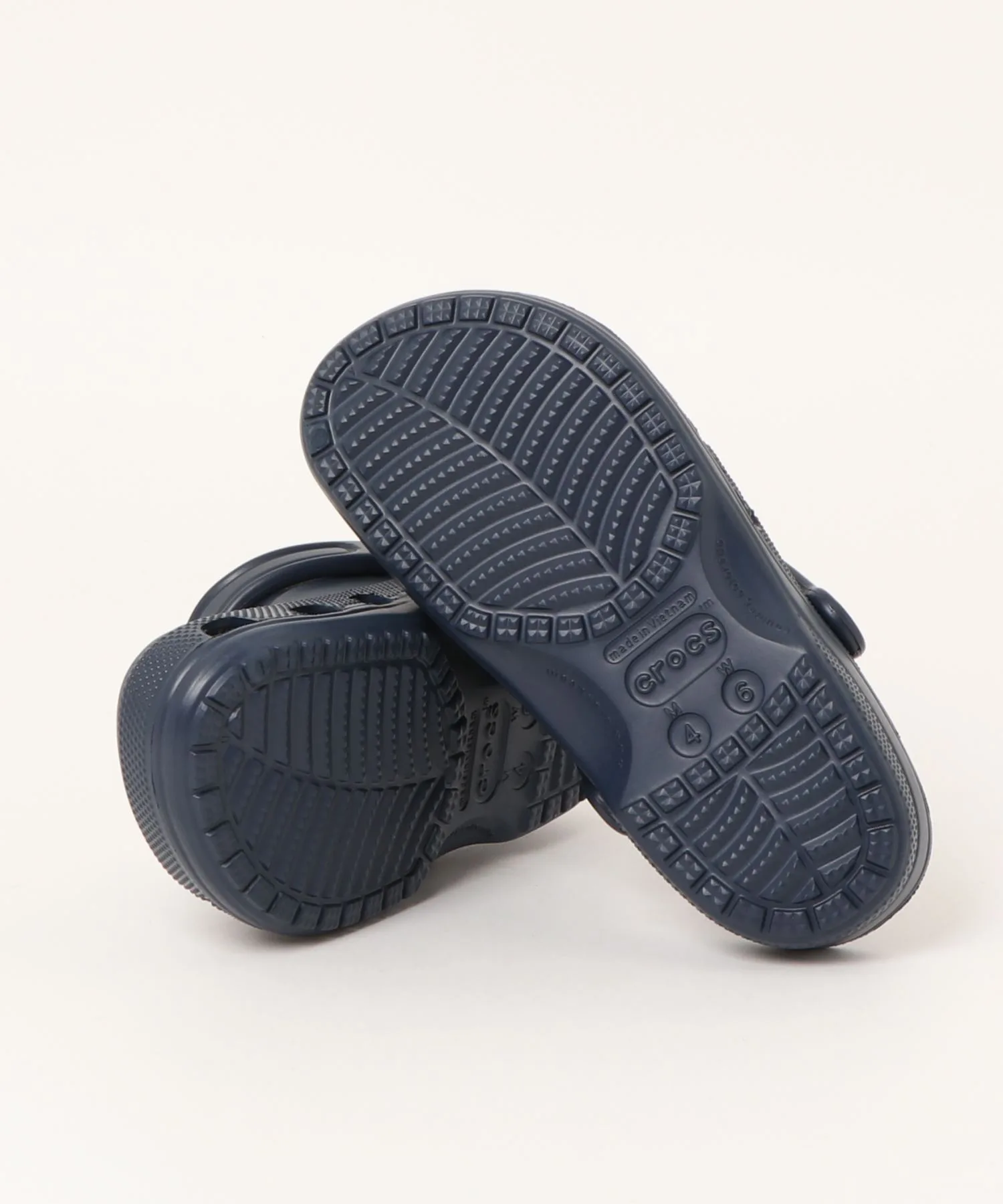 Универсальные сандалии с вентиляцией Baya Crocs синие — фото 3