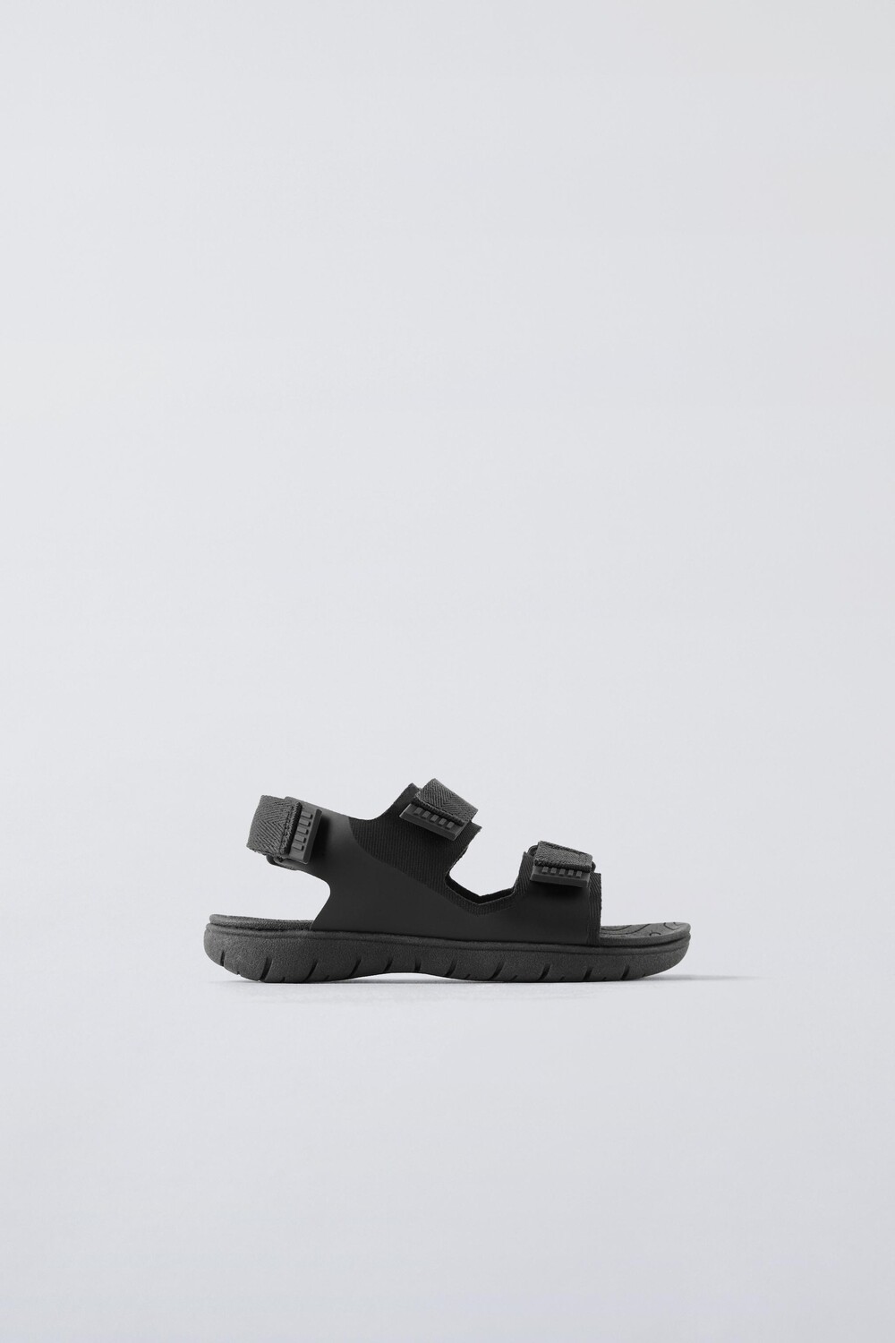 

Технические сандалии ZARA, черный
