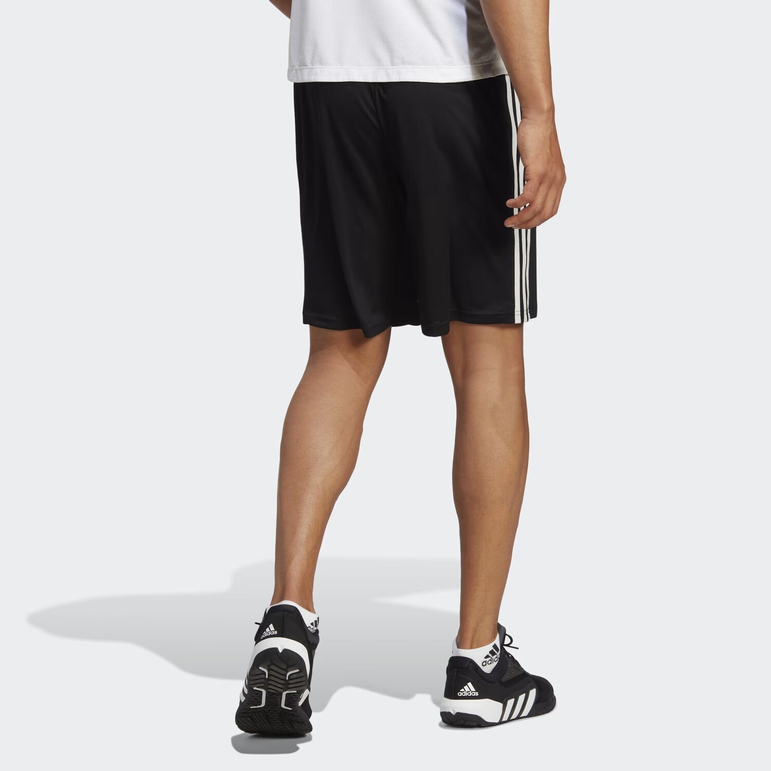Тренировочные шорты из пике с 3 полосками Train Essentials Adidas, цвет Black/White — фото 2
