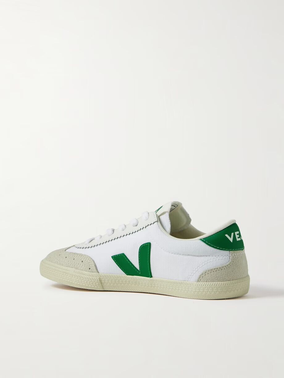 Парусиновые кроссовки Volley с отделкой из кожи и замши Veja, белый — фото 3