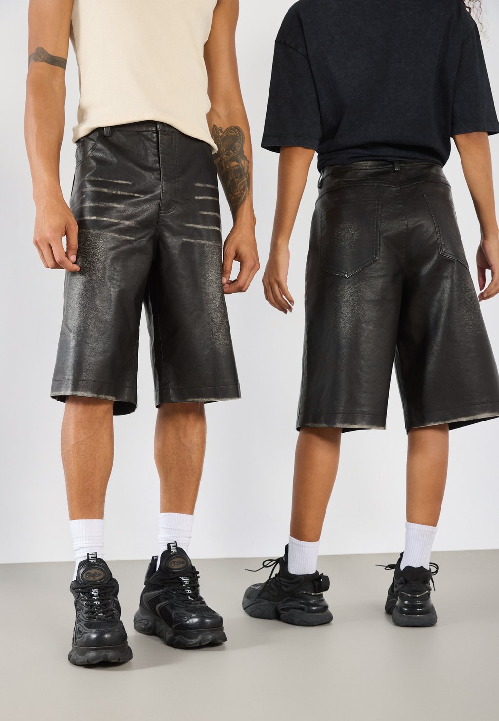 

Шорты UNISEX YOURTURN, черный