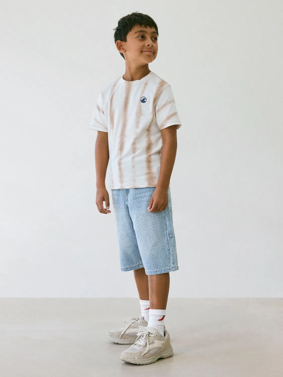 Футболка Name It NKMJord светло-серого цвета — фото 4