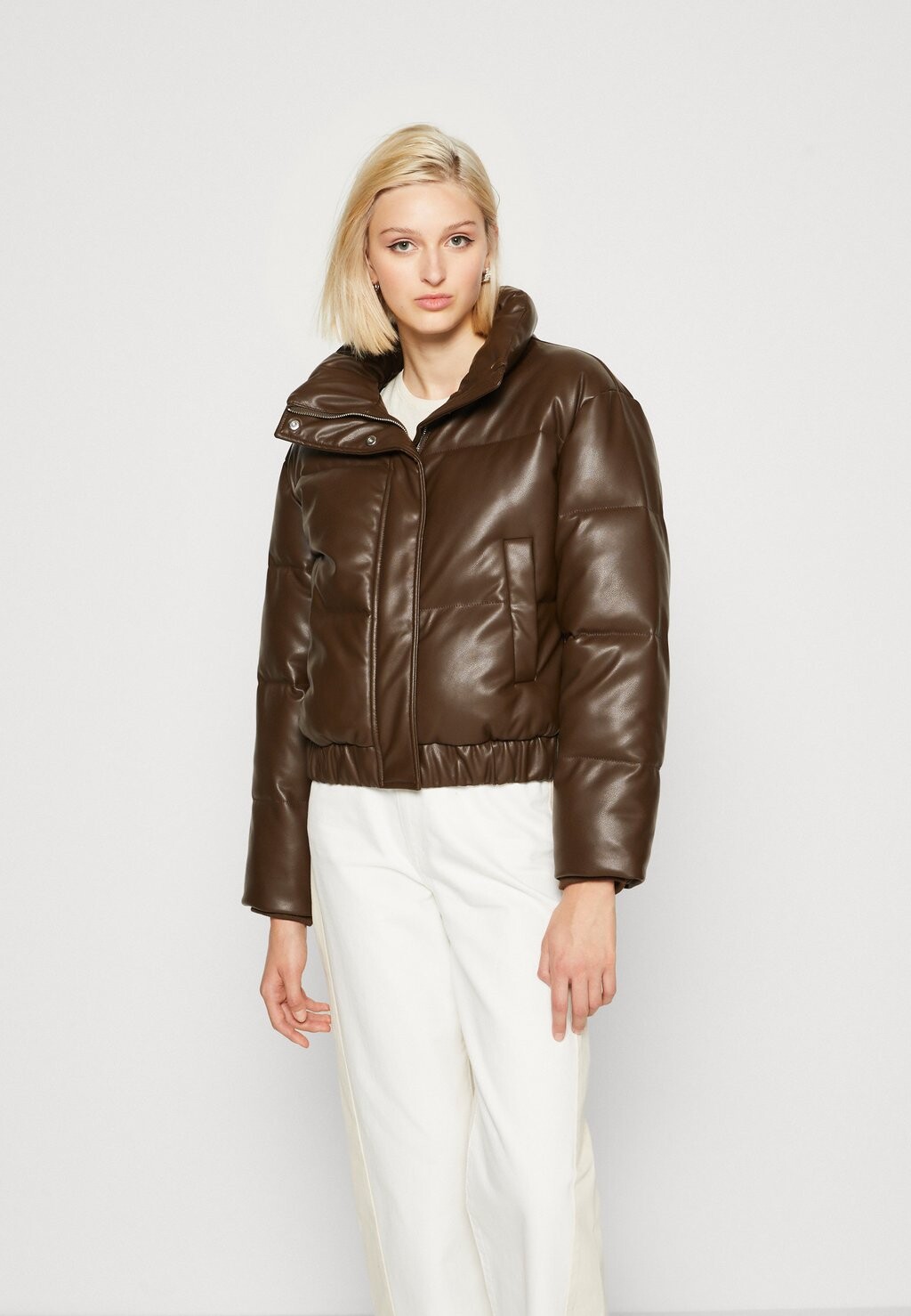 

Куртка Abercrombie & Fitch ULTRA MINI PUFFER, коричневый