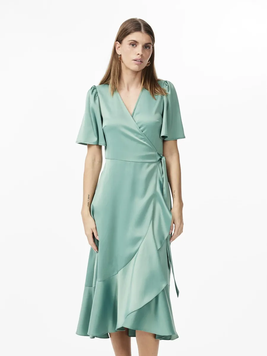 

Платье с запахом Y.A.S "YASTHEA 2/4 MIDI WRAP DRESS S. NOOS", с воланом, зеленый