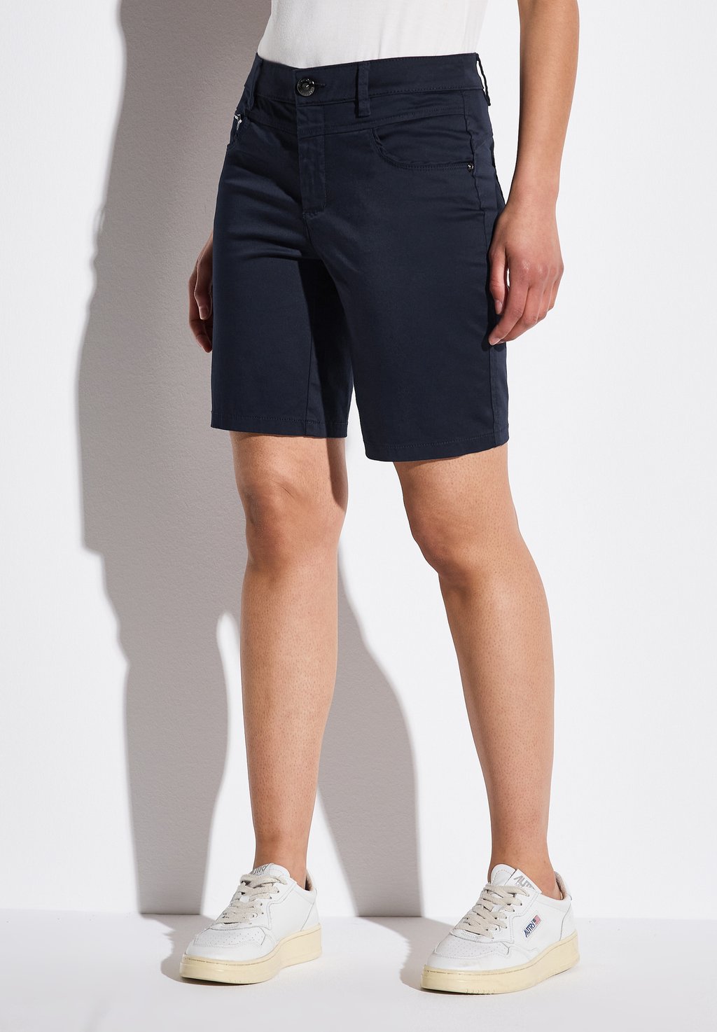 

Шорты BERMUDA MIT ZIPPER Street One, темно-синий