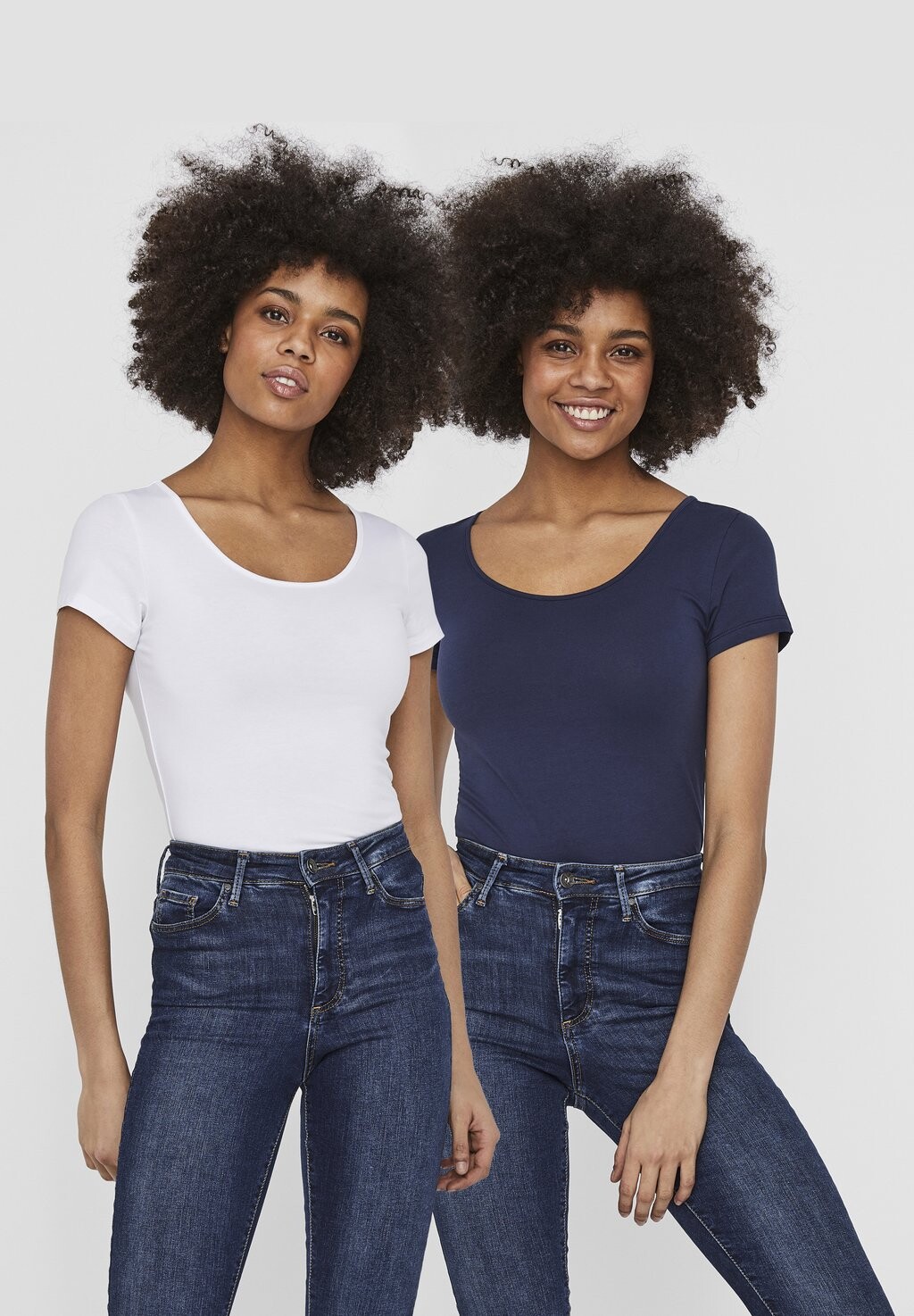 

Футболка базовая 2 PACK Vero Moda, цвет blue