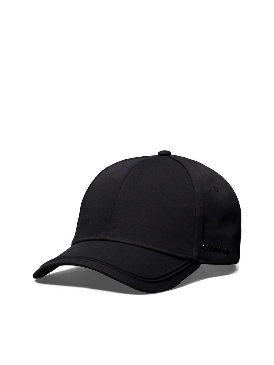 

Бейсболка Calvin Klein, черный