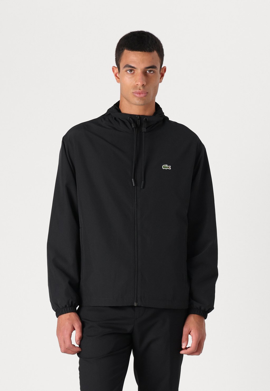 

Легкая куртка Lacoste, черный