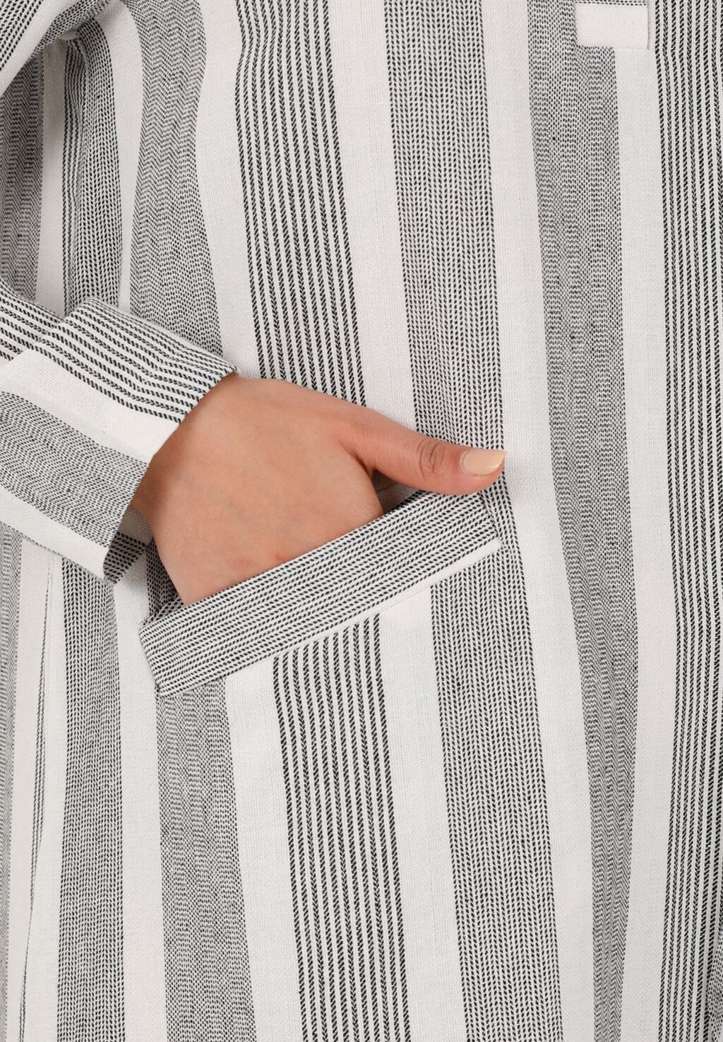 

Платье макси STRIPED MODEST WITH POCKET DETAILS-TAVIN Modanisa, черный