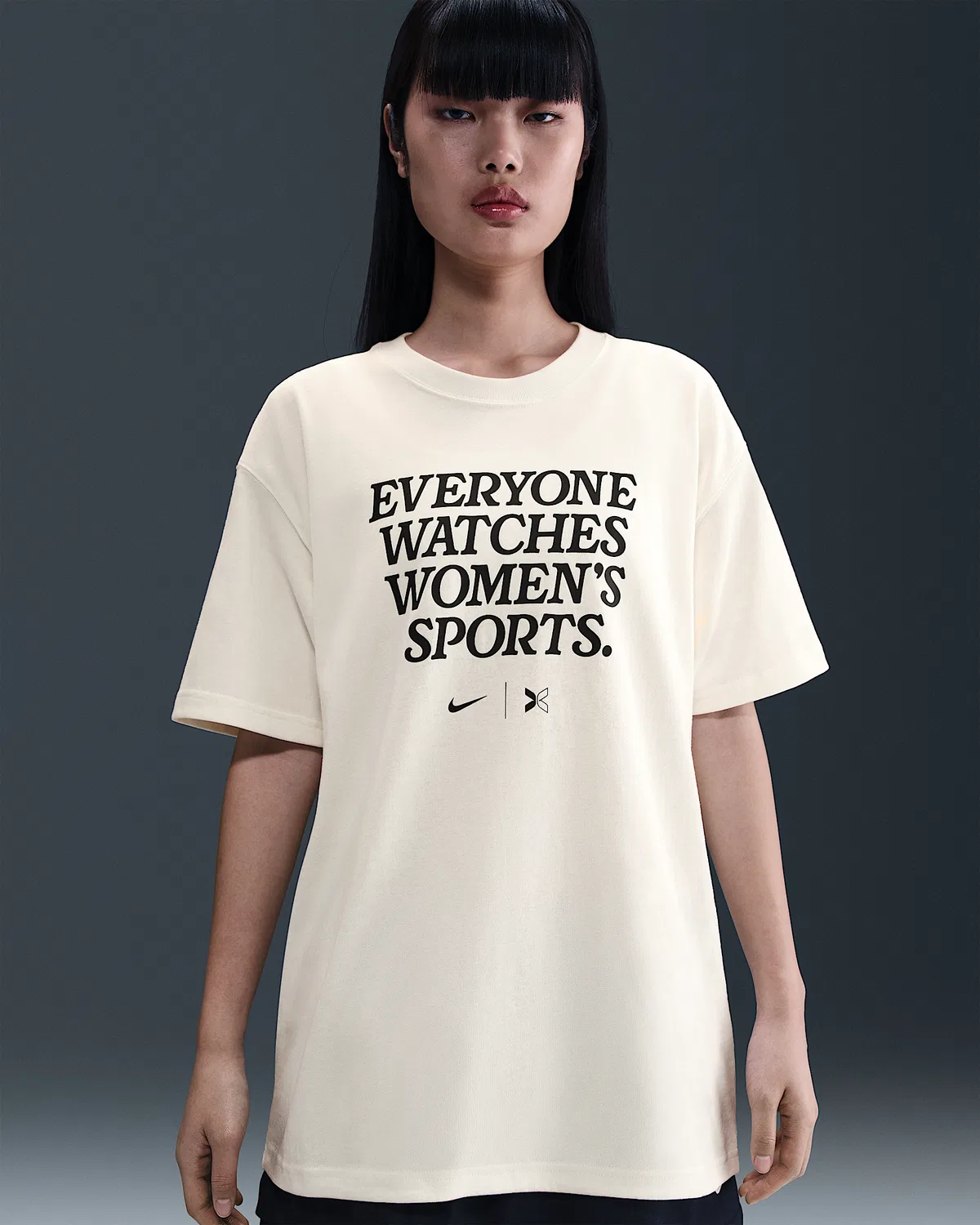 Nike by TOGETHXR Футболка Everyone Watches Women's Sports™, Sail — фото 2