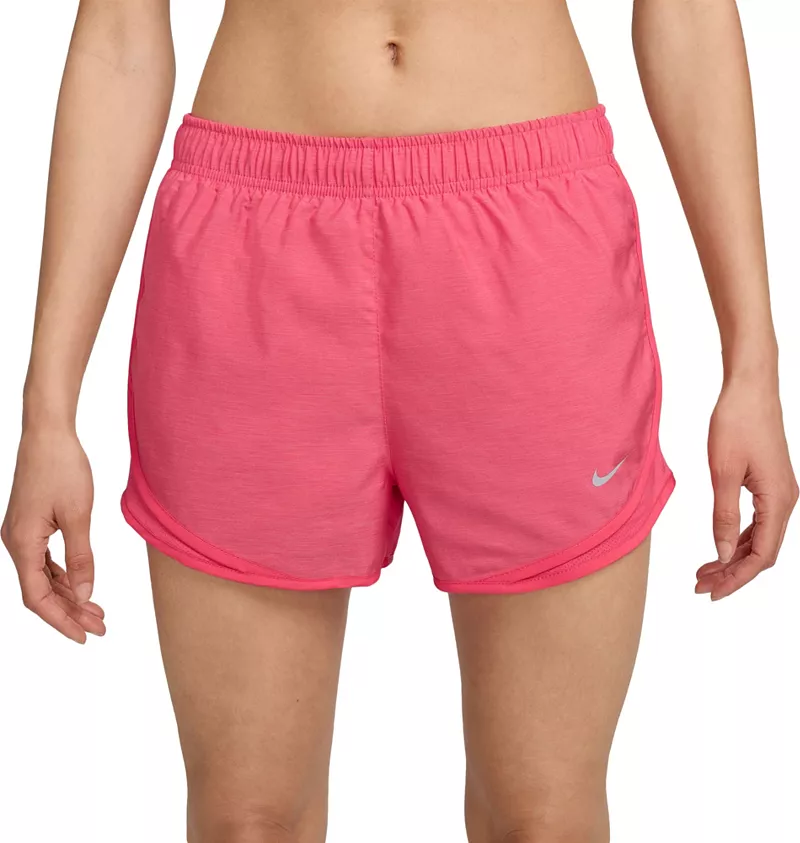 

Женские шорты для бега на короткой подкладке Nike Tempo, цвет Aster Pink Heather