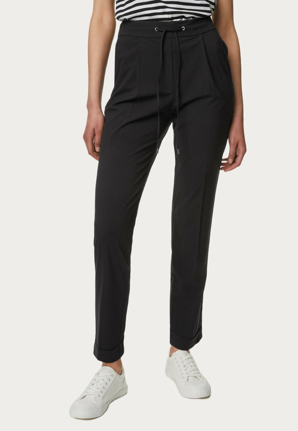 

Брюки DRAWSTRING TAPERED ANKLE GRAZER Marks & Spencer, черный