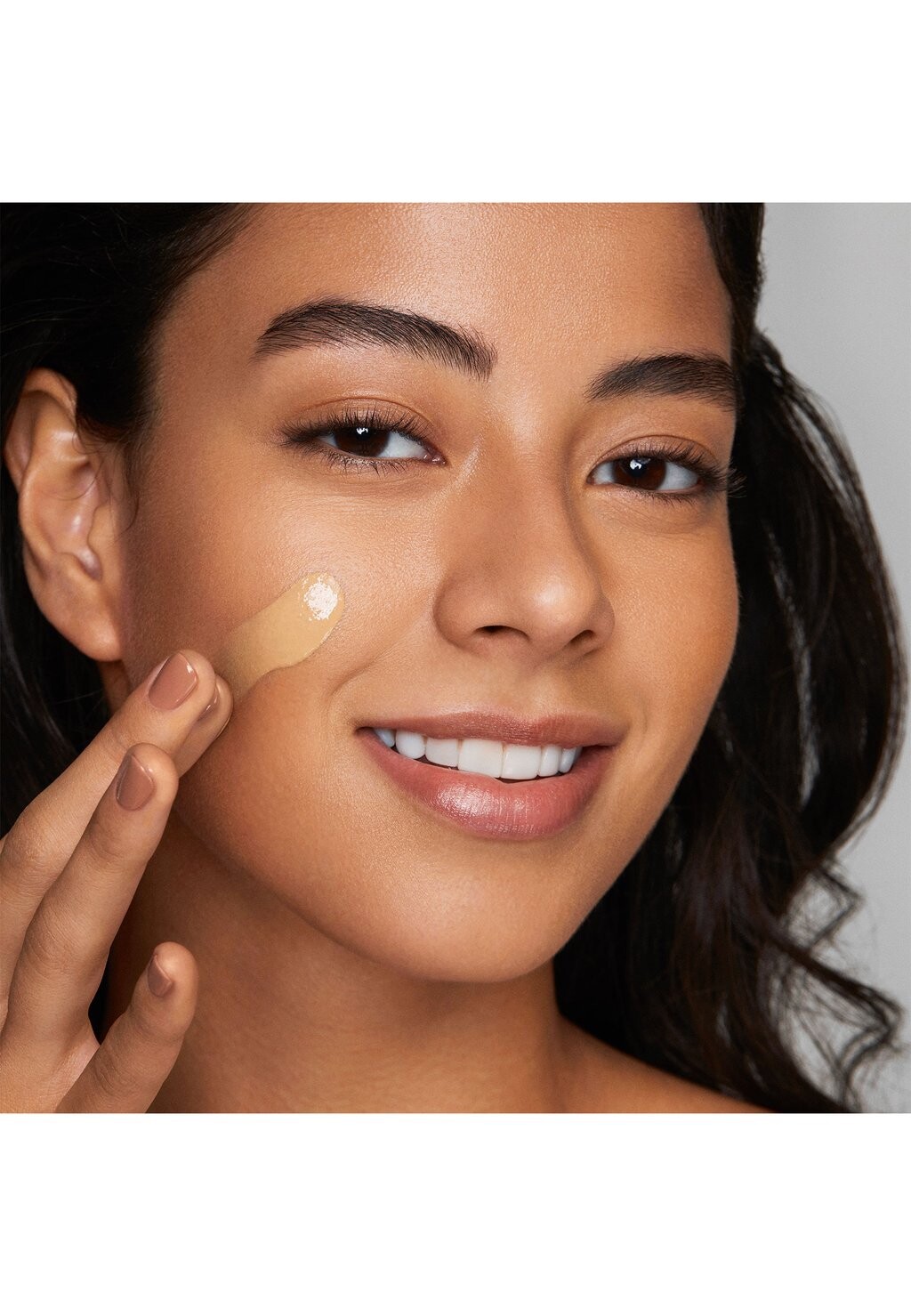 

Тональная основа Digital Complexion Fluid Kryolan, у 22
