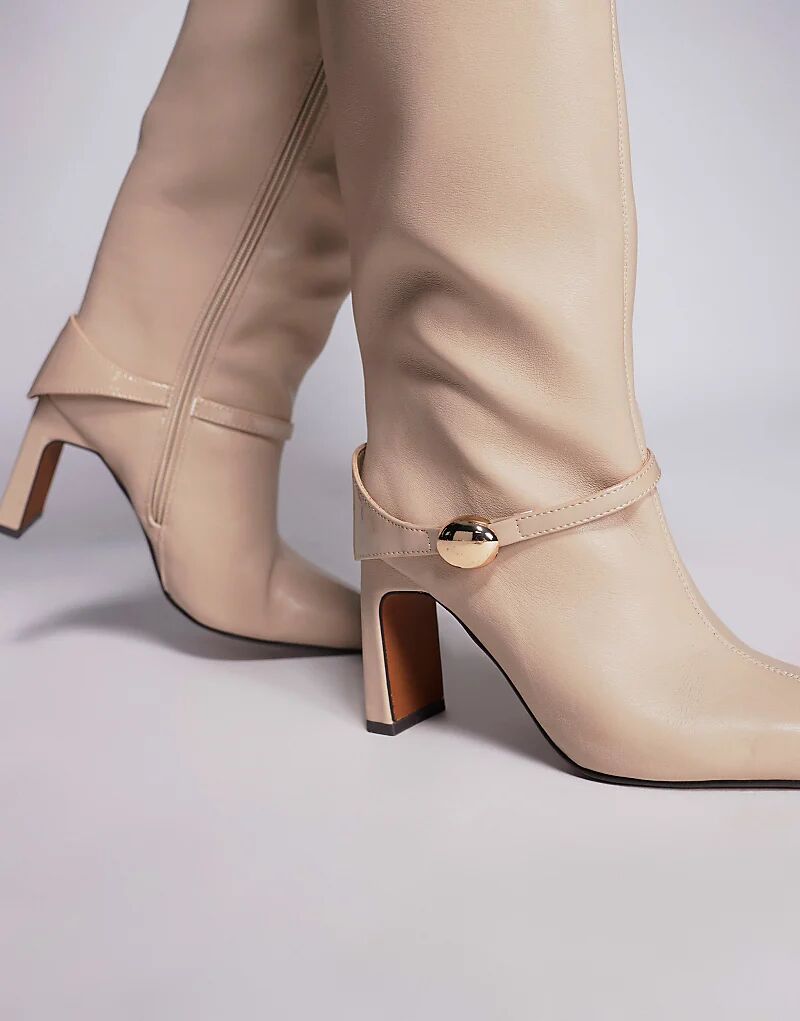 Сапоги River Island до колена с металлической фурнитурой бежевого цвета — фото 2
