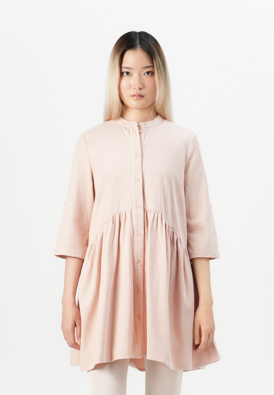 

Платье ONLY ONLCHICACO MOXI DRESS, Rose Smoke/Light Pink