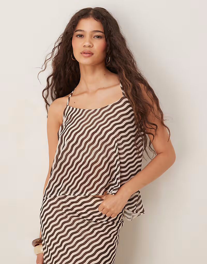 

Топ-топ с завязками на спине и халтер-воротником в коричнево-белую полоску Asos Design