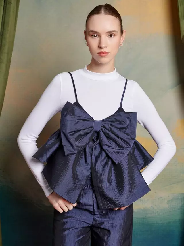 

Топ Sister Jane Pointe Bow Front Taffeta Cami, темно-синий