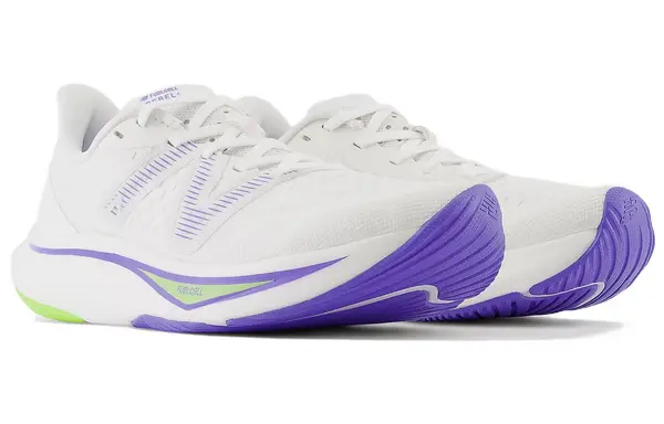 Кроссовки fuelcell rebel v3 New Balance, белый — фото 3
