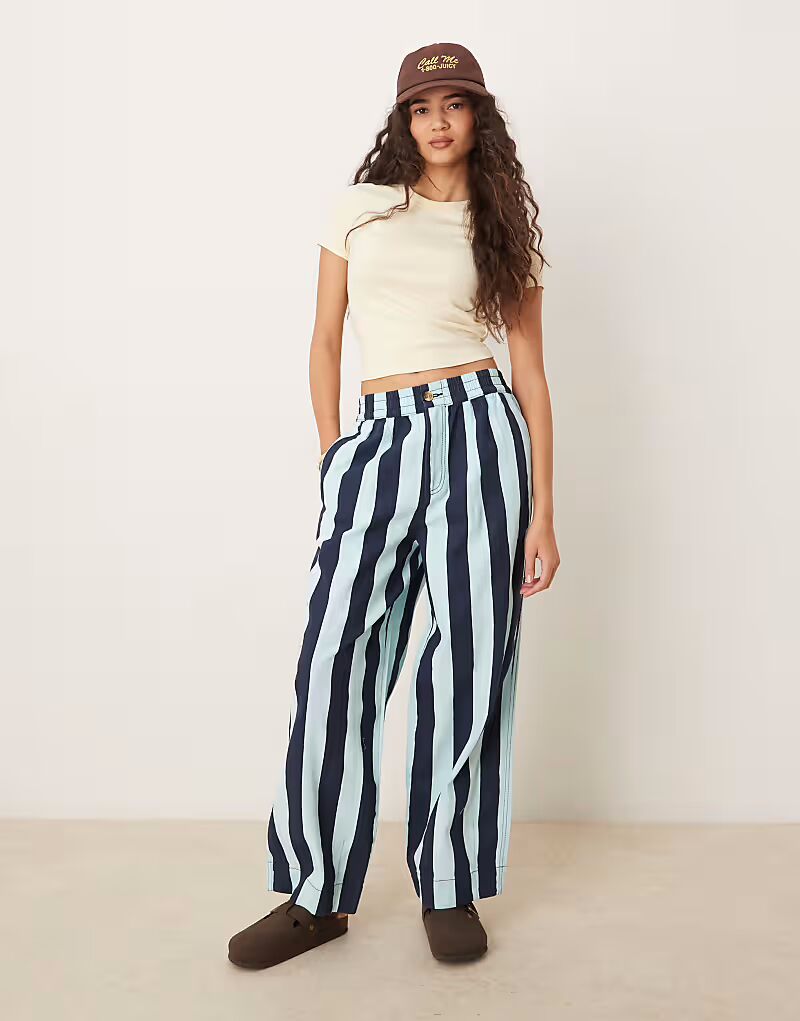 

Брюки-бочонки ASOS DESIGN с застежкой-молнией в полоску темно-синего цвета