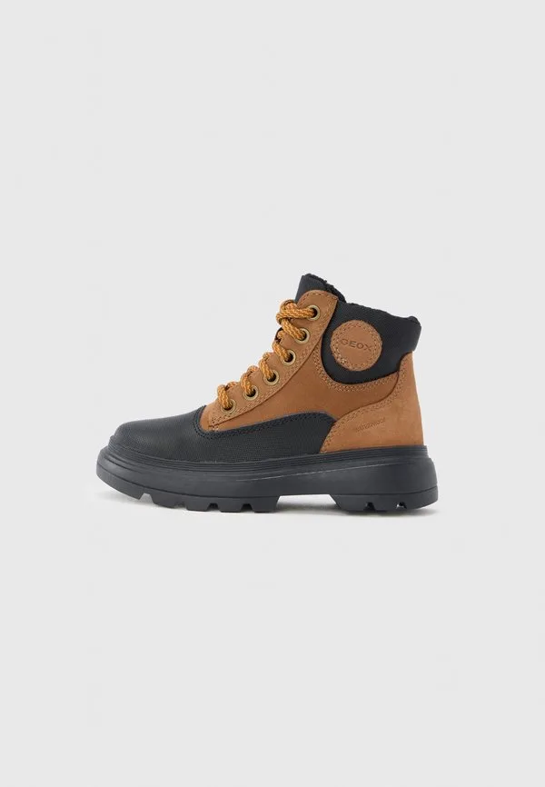 Ботинки kiddartah на шнуровке до щиколотки Geox, Light Brown/Black