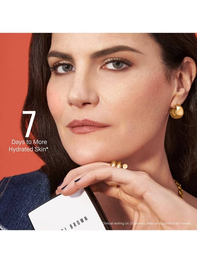 Пудра прессованная с витаминами Bobbi Brown, Warm Golden Brown — фото 3