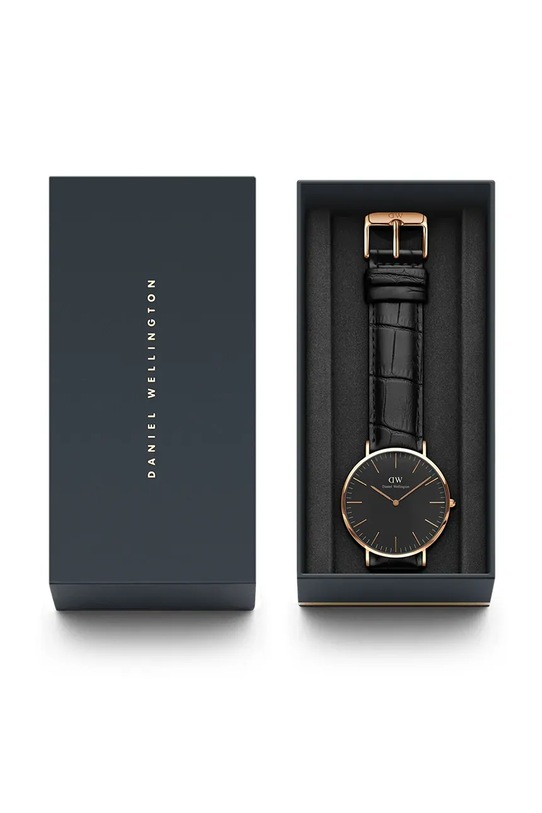 

Часы Daniel Wellington, черный