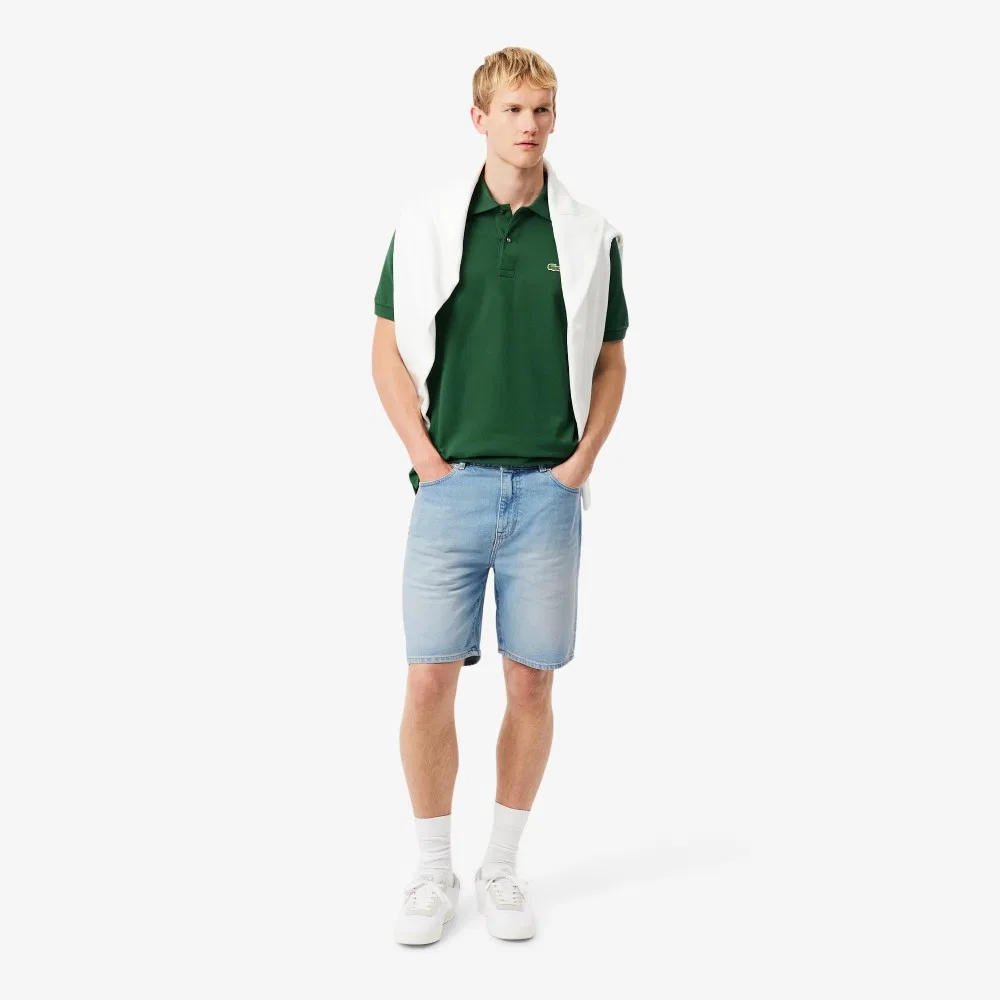 Мужские джинсовые шорты-бермуды светло-синие от Lacoste — фото 4