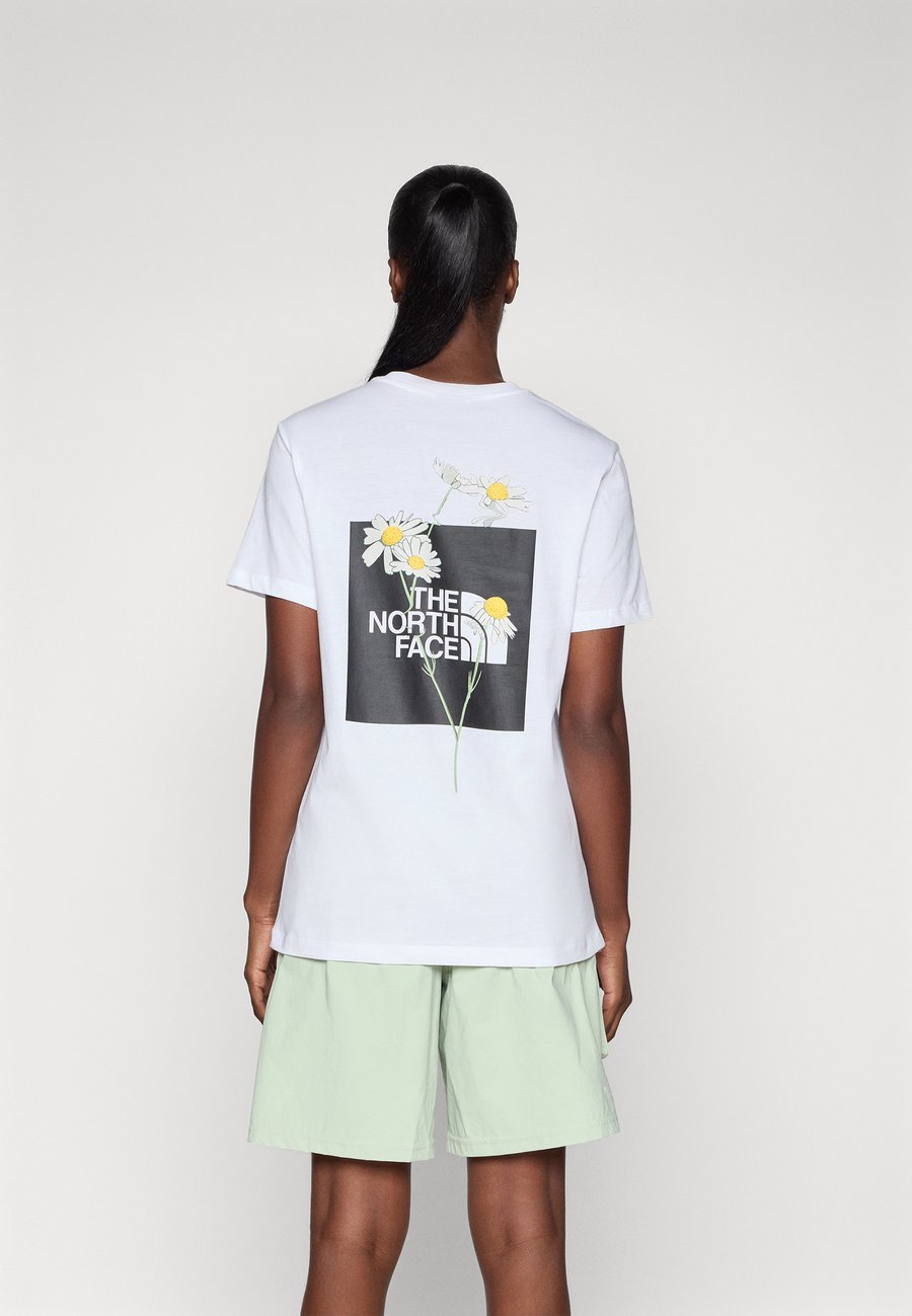 

Футболка The North Face ALPINE FLOWER RELAXED TEE, White