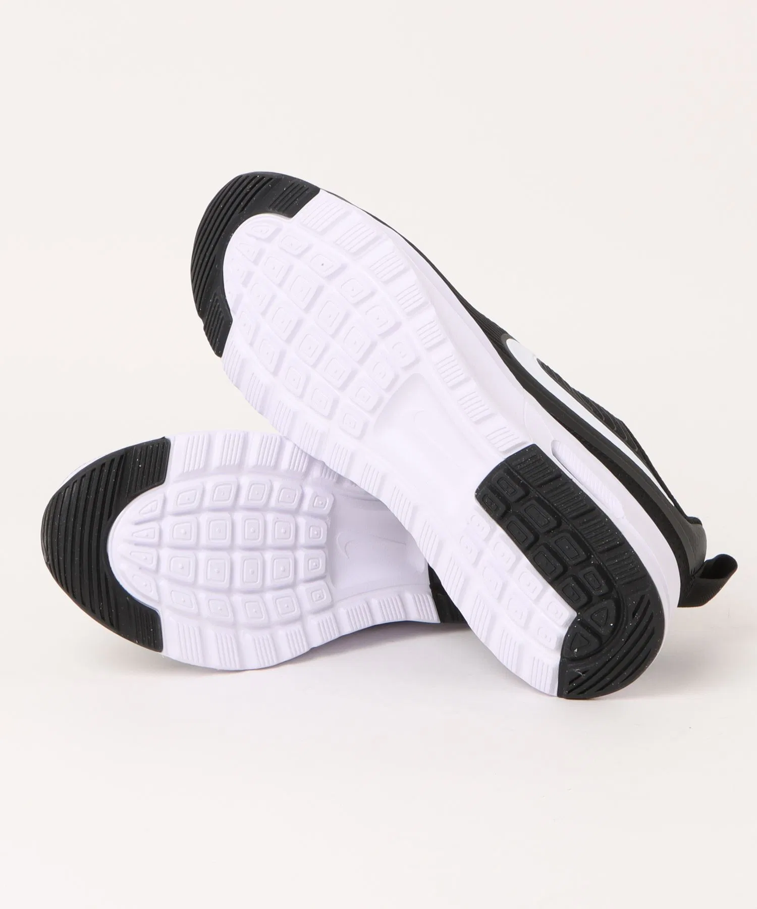 Мужские кроссовки NIKE Air Max NUAXIS серые — фото 3