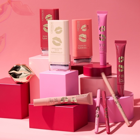 Кремовые румяна Catrice KISS & GLOW, C02 Amor's Fave 18 g — фото 4