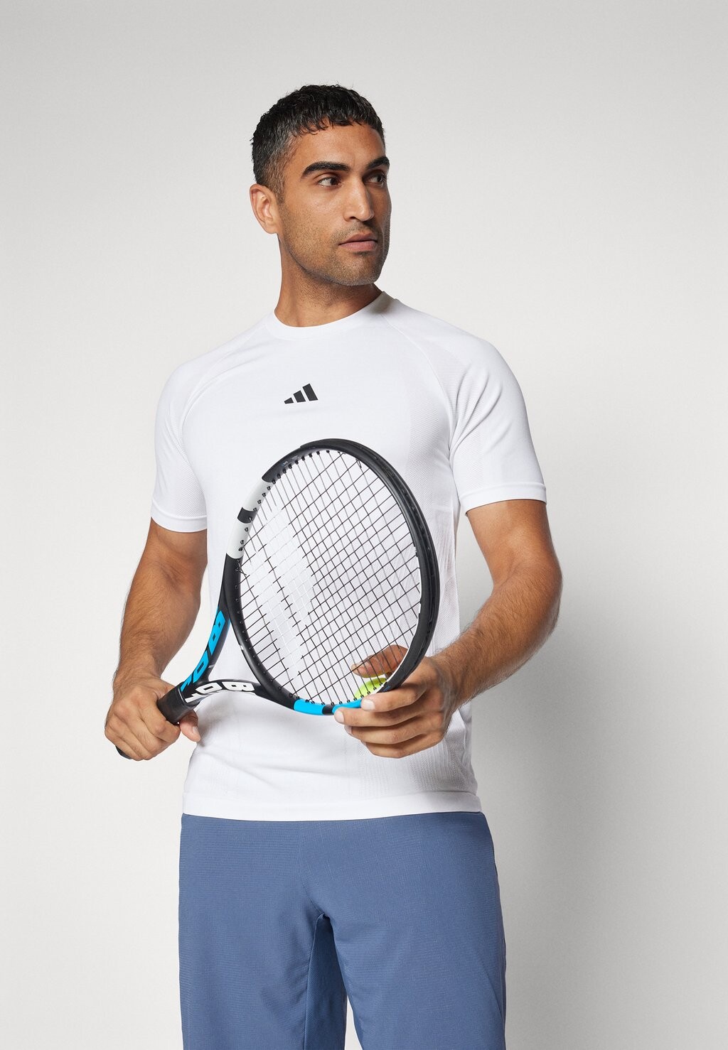 

Базовая футболка Tee Pro adidas Performance, белая