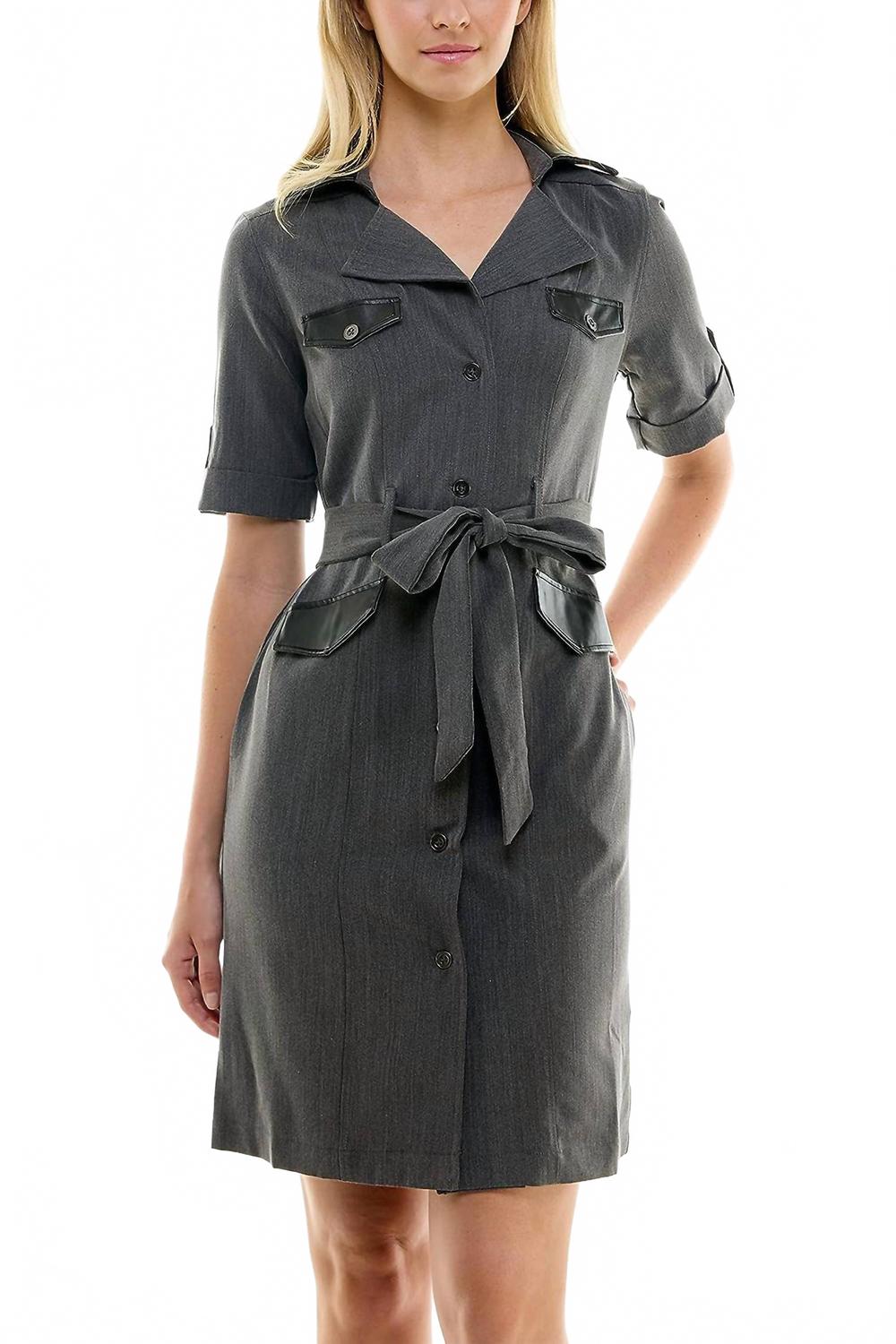 

Sharagano Платье из матового трикотажа с воротником-стойкой и короткими рукавами с отворотом, цвет угольно-серый