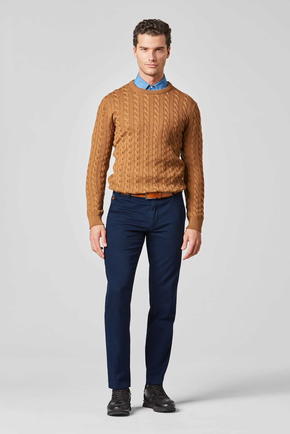 

Джинсы Meyer Chino Bonn 2 8572, цвет Marine blue