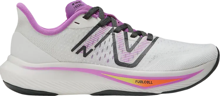

Кроссовки Wmns FuelCell Rebel v3 'White Cosmic Rose', белый