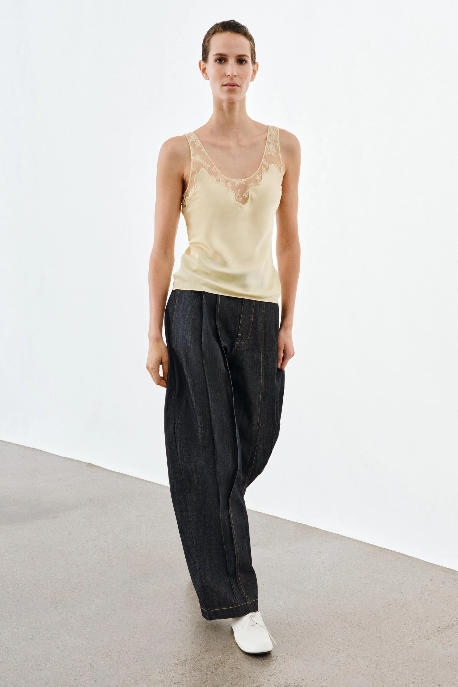 Топ из атласного кружева из коллекции zw Zara, желтый