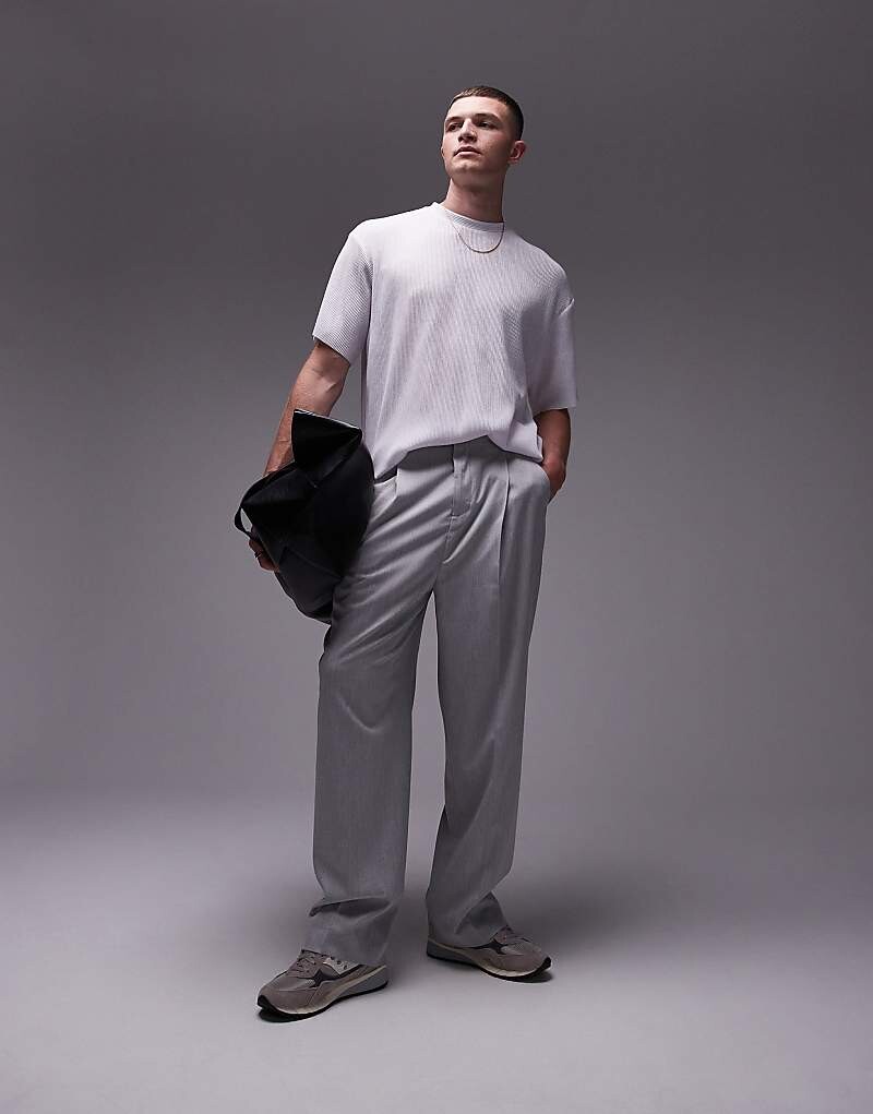 

Topman – плиссированная белая футболка оверсайз