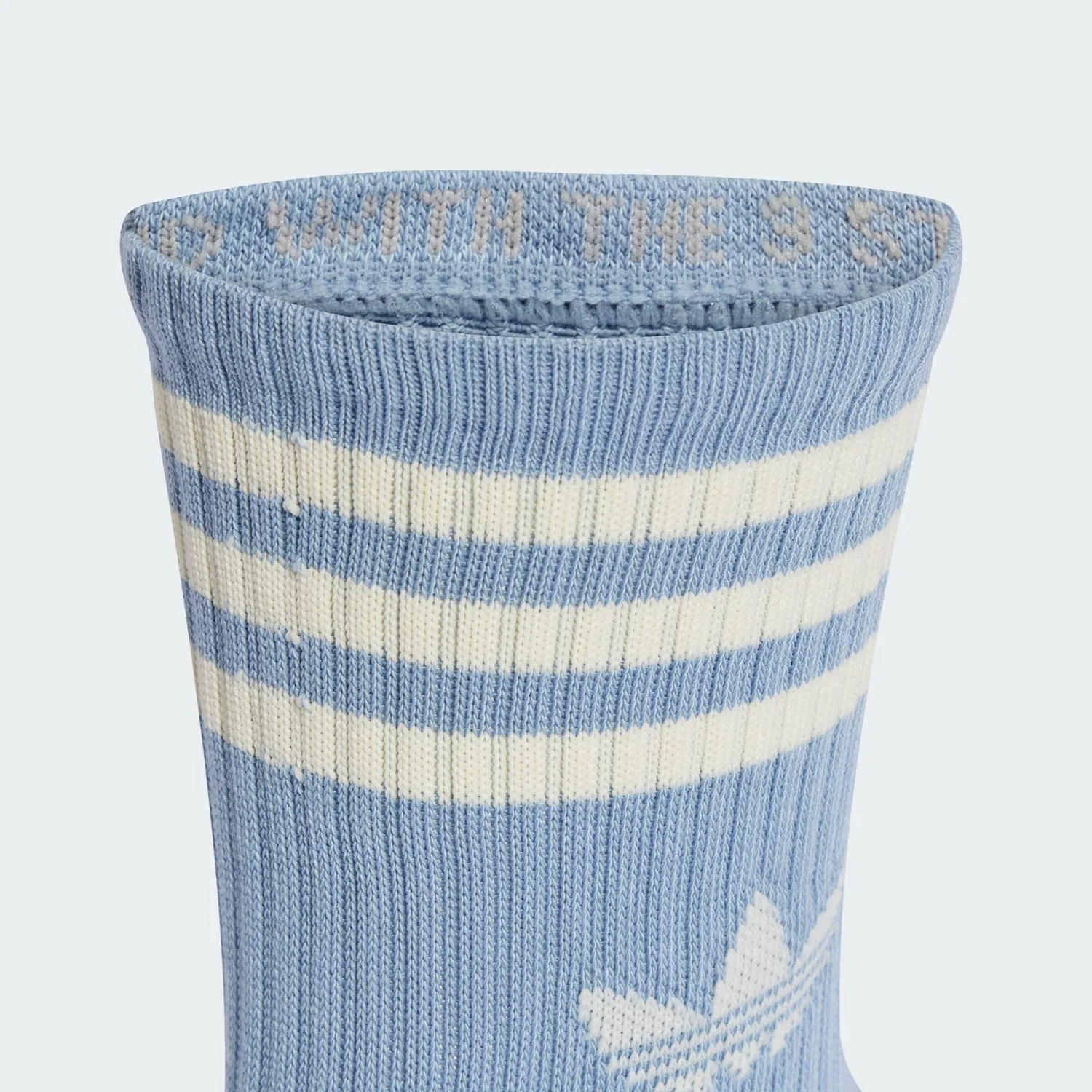 Носки Adidas Originals 3-Stripes Crew 3 Pairs в цветах: морской синий небесно-голубой, белый и шерстяной белый — фото 3