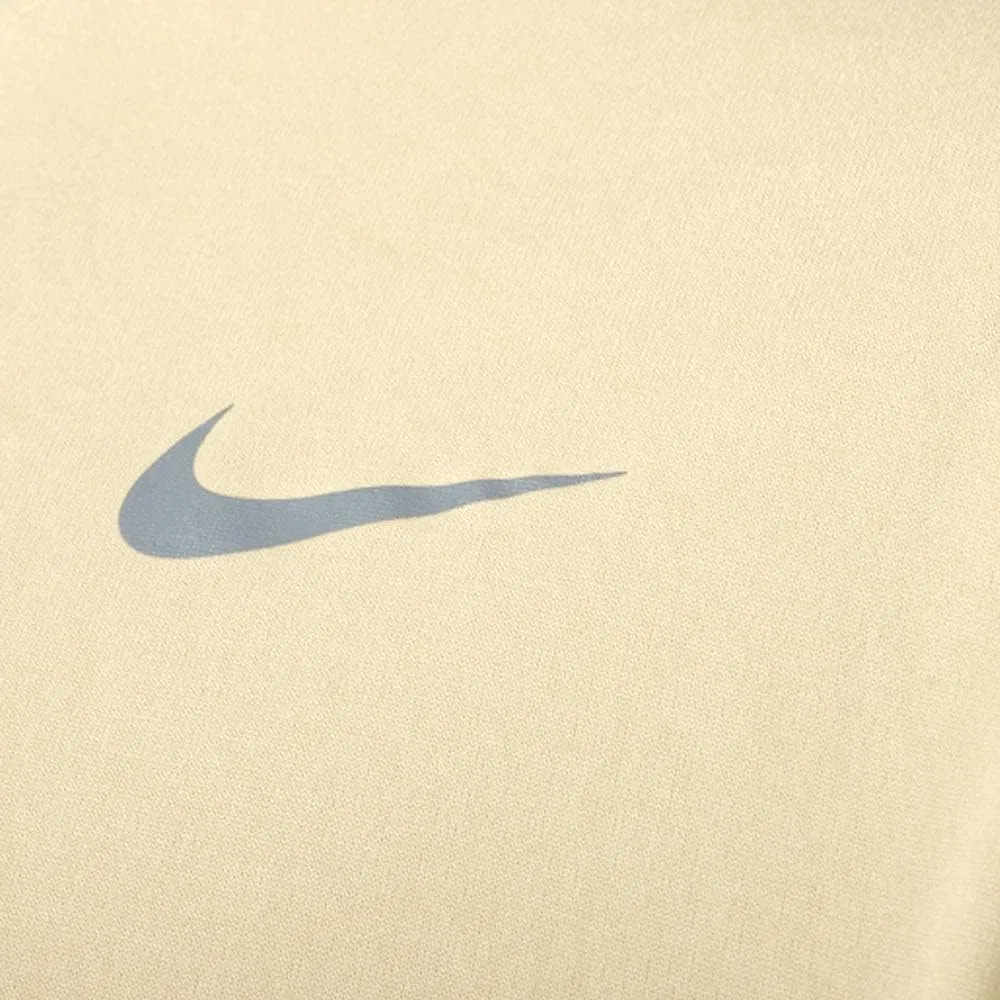 Футболка Nike Legend Dri-FIT, Vegas Gold — фото 3