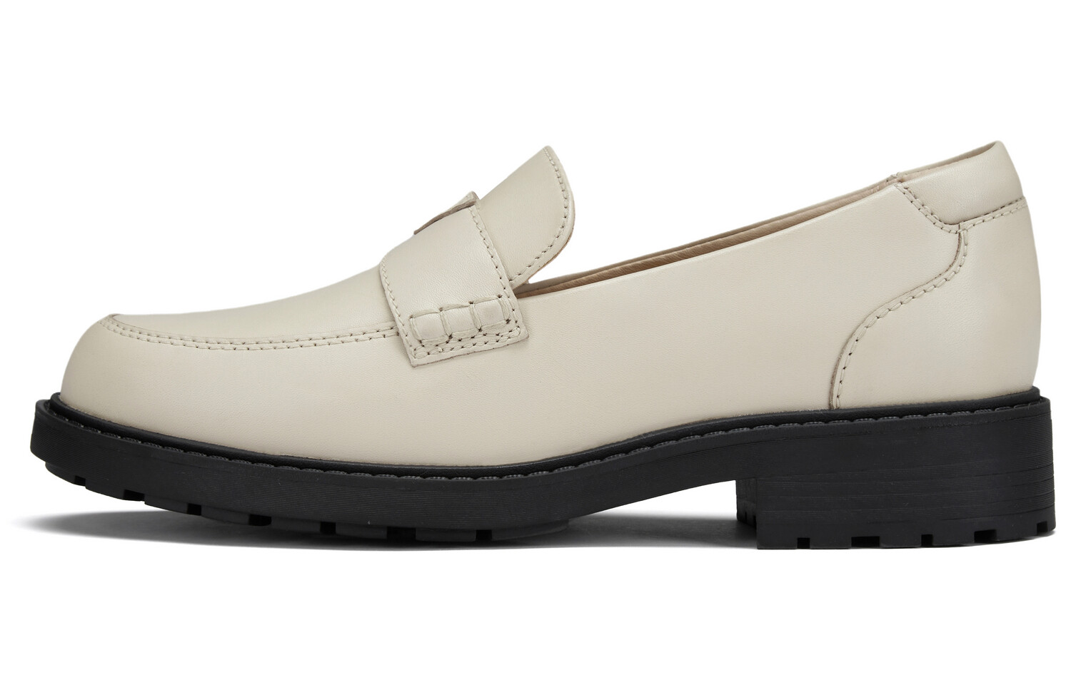 

Лоферы женские белые Clarks