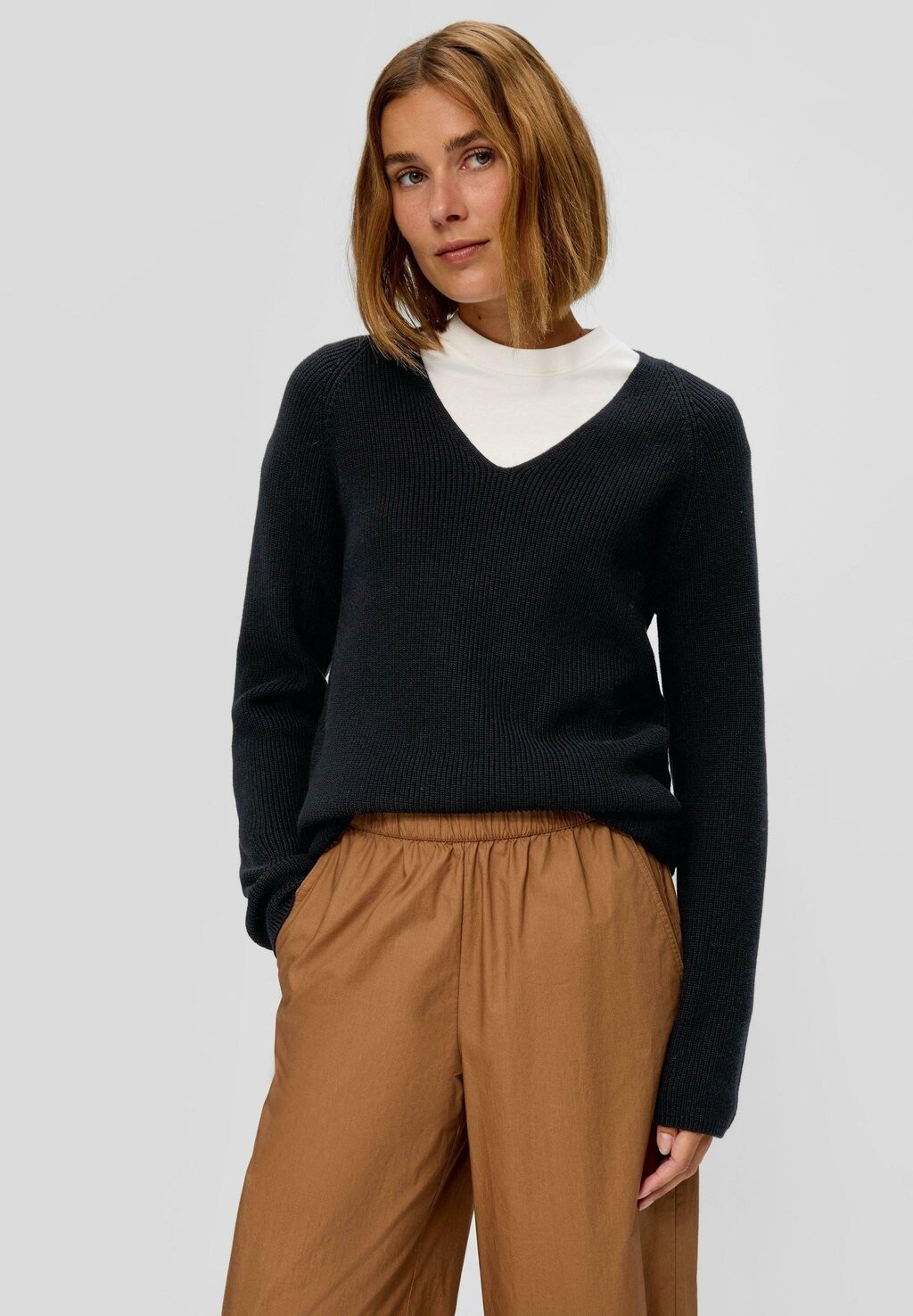 

Вязаный свитер MANCHES RAGLAN s.Oliver, цвет schwarz